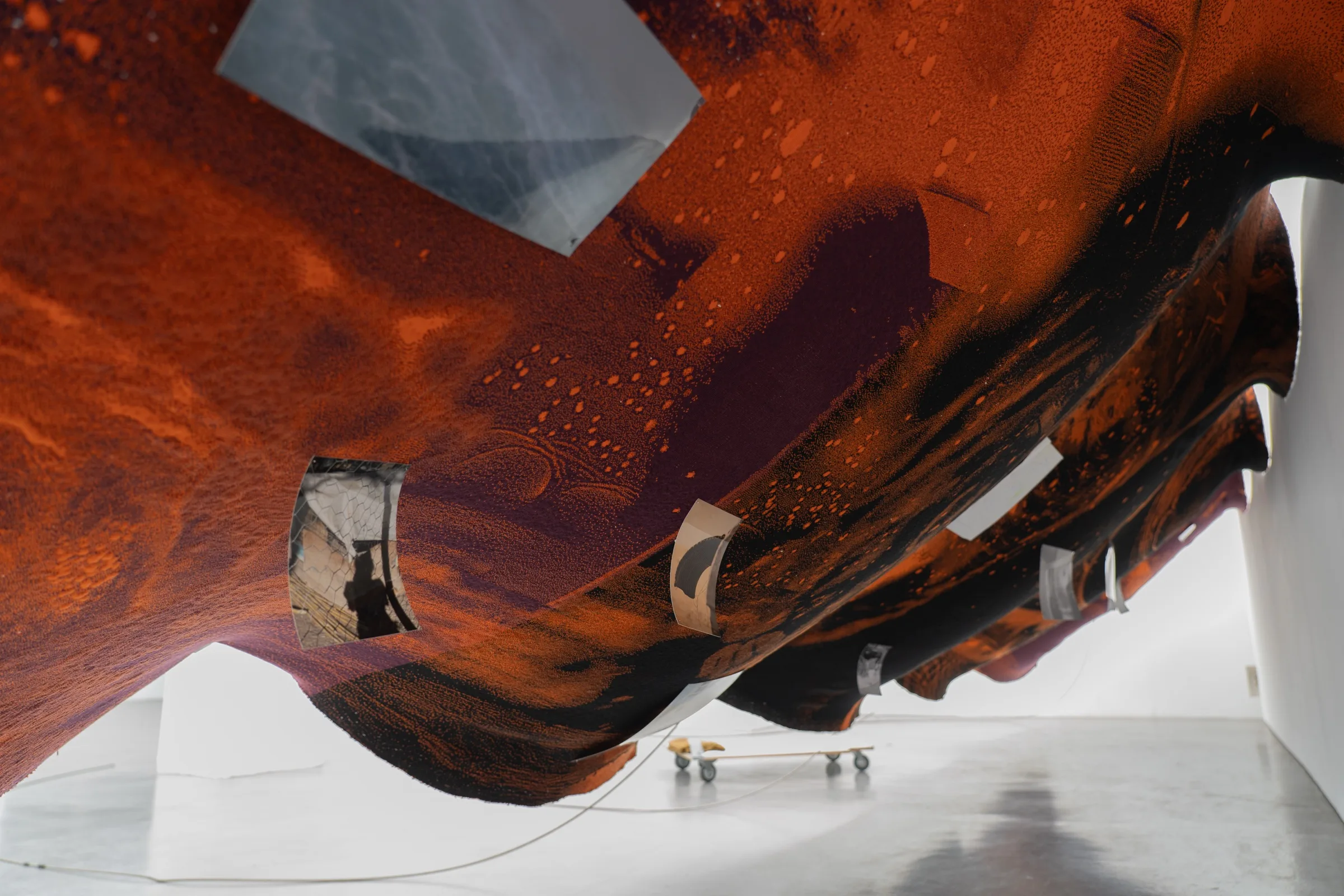 Eavesdrop - Nicola Arthen & Rodrigo Red Sandoval at Platform Stockholm, photo by lou mouw