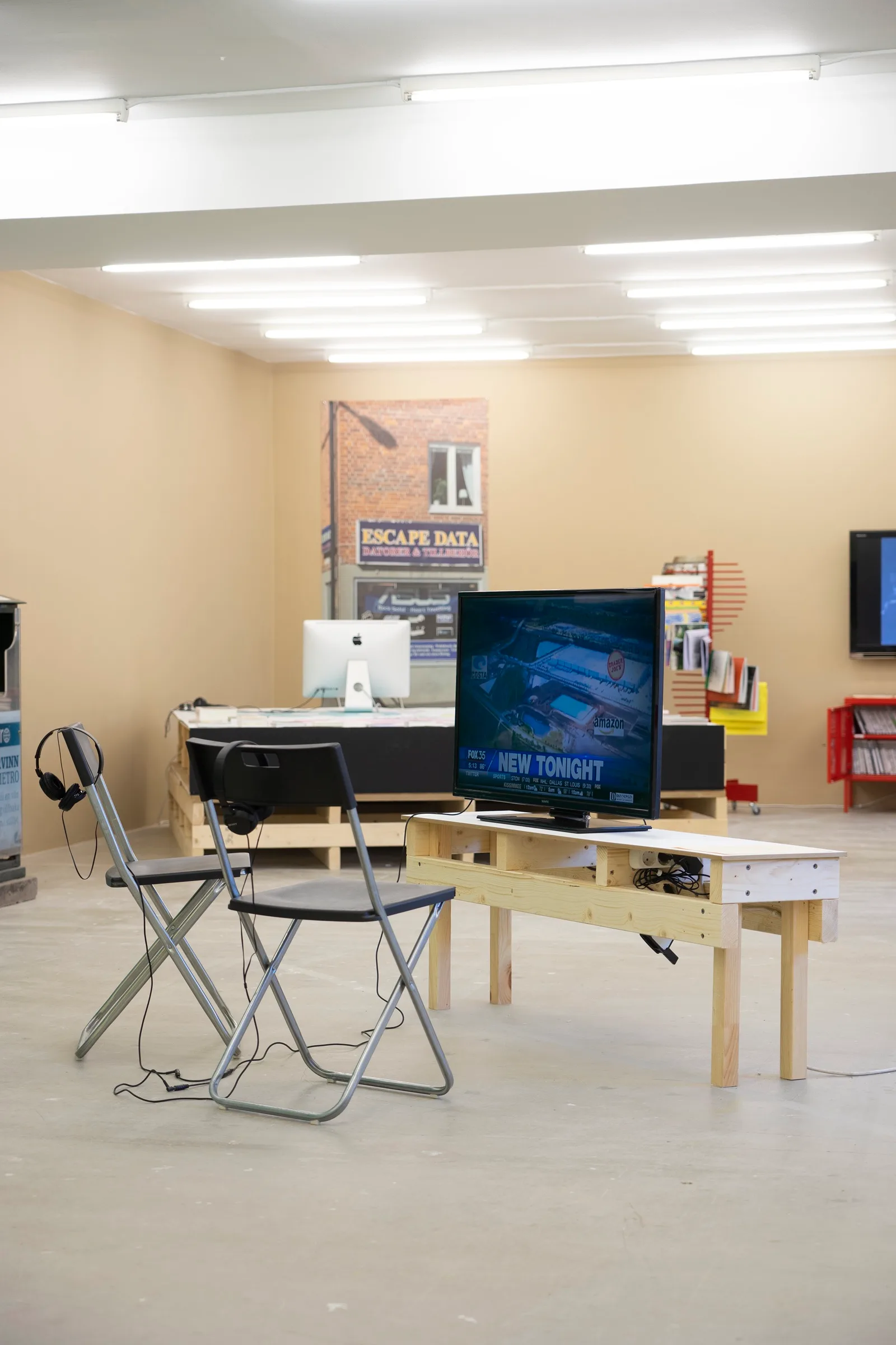 Tracking Distribution at Index Foundation, Stockholm, photo by lou mouw